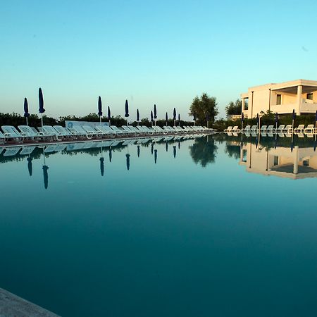 Torre Guaceto Greenblu Resort สเปคคิโอลา ภายนอก รูปภาพ