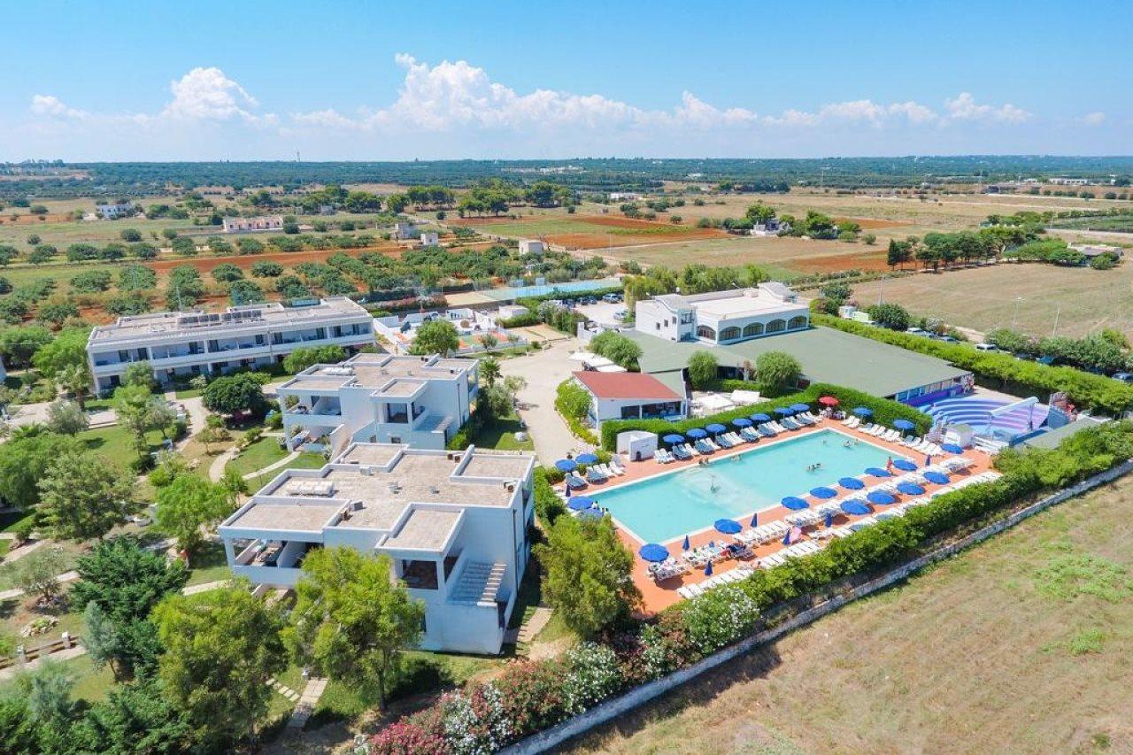 Torre Guaceto Greenblu Resort สเปคคิโอลา ภายนอก รูปภาพ
