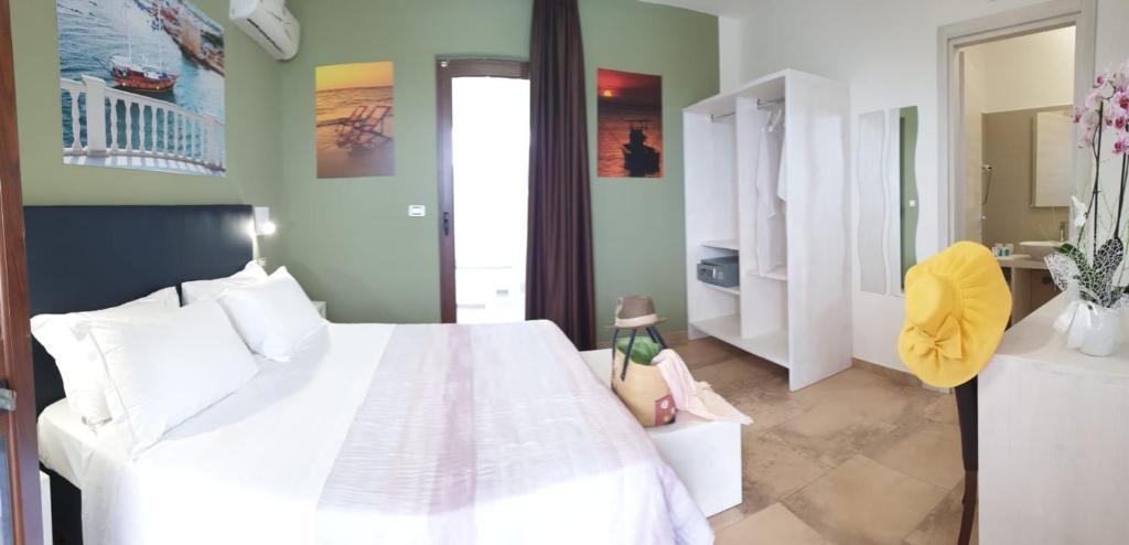 Torre Guaceto Greenblu Resort สเปคคิโอลา ภายนอก รูปภาพ
