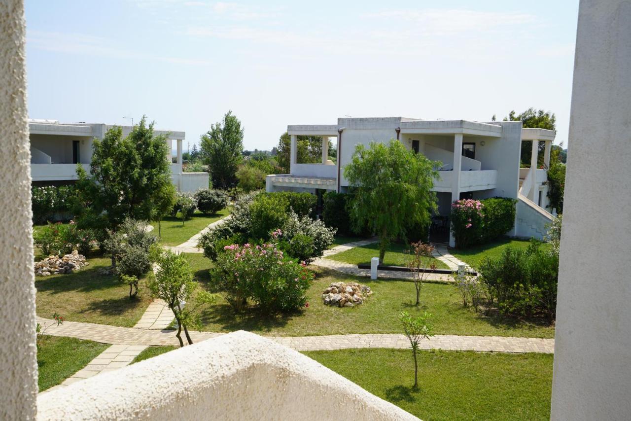 Torre Guaceto Greenblu Resort สเปคคิโอลา ภายนอก รูปภาพ