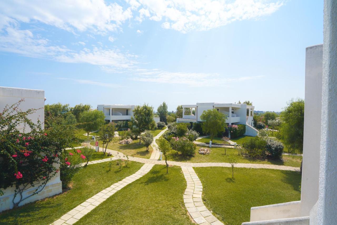 Torre Guaceto Greenblu Resort สเปคคิโอลา ภายนอก รูปภาพ